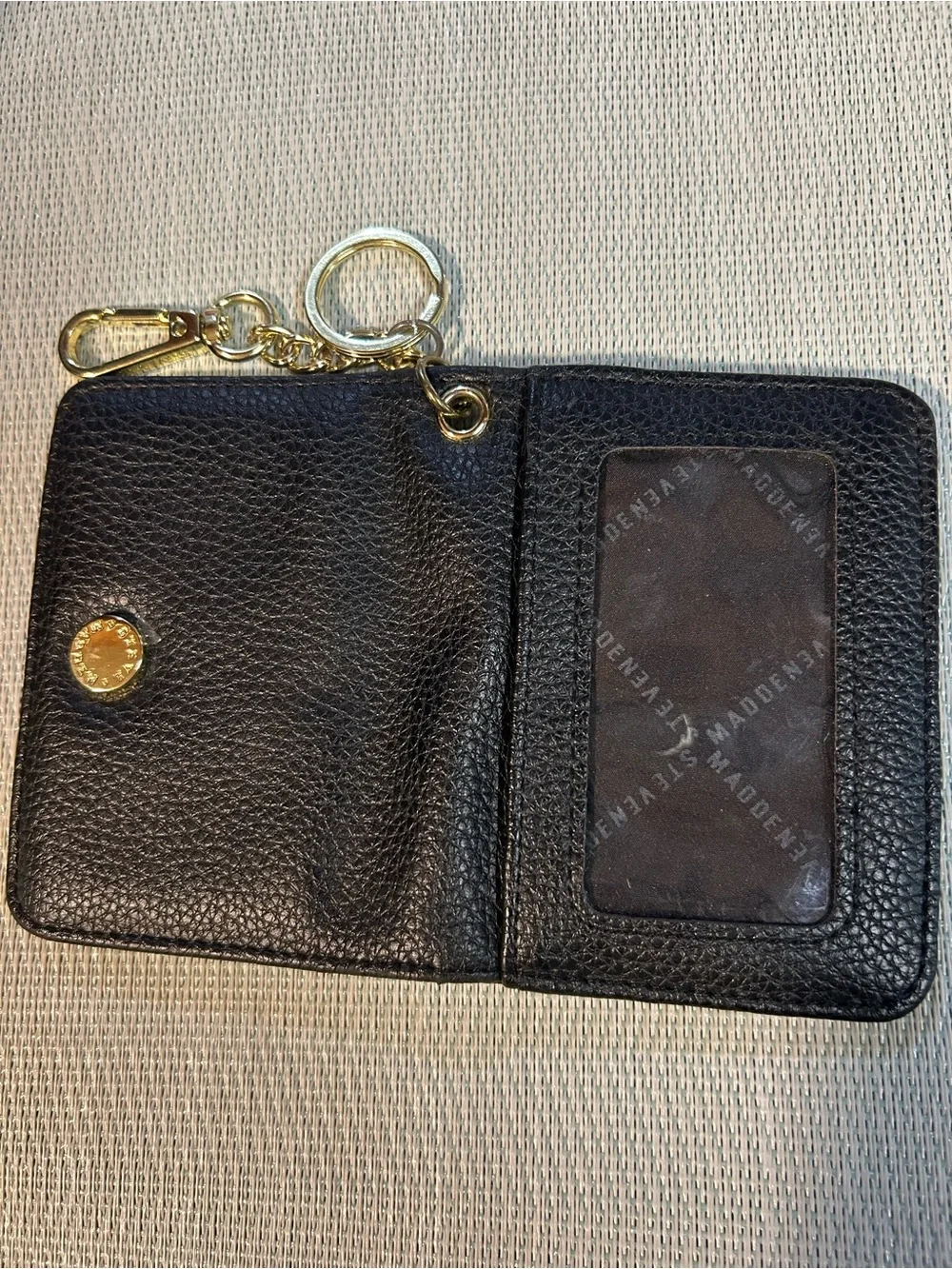 Steve Madden Black Pebbled Leather Key & Card Holder with Gold Hardware